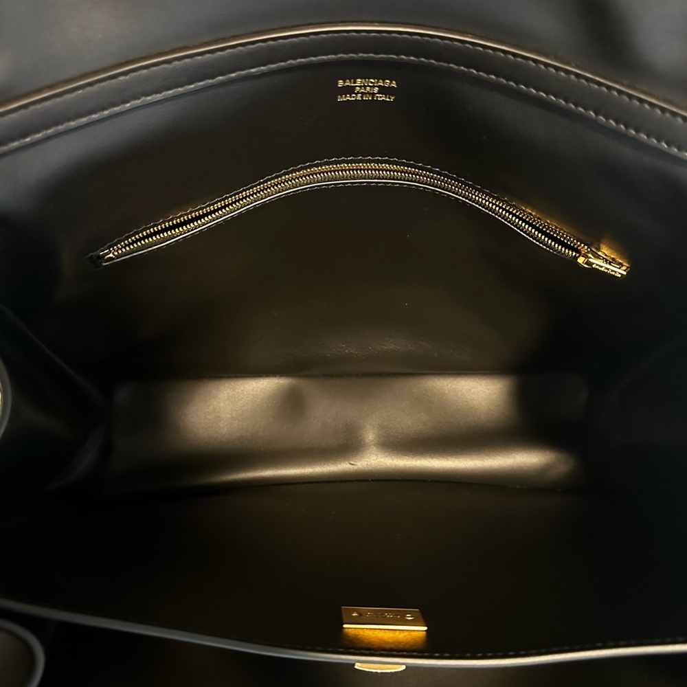 Balenciaga Rodeo - Picture 7 of 9